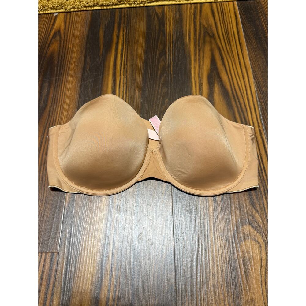 Victoria’s Secret Lightly Lined Smooth Strapless Bra Size 38D